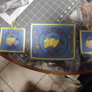 Embroidery Fruits Hot Pot Mats set